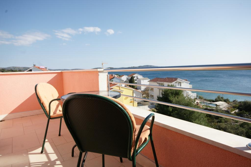 Apartments Villa Rosina Rogoznica  Cameră foto