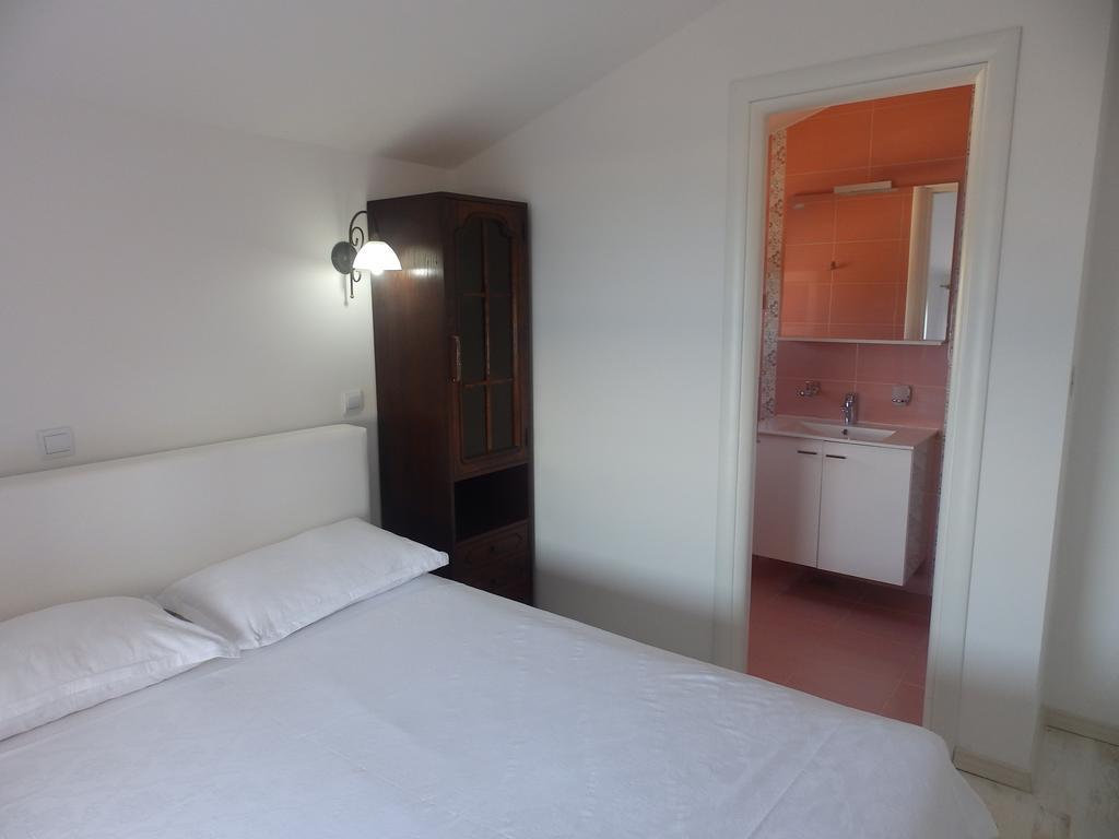Apartments Villa Rosina Rogoznica  Cameră foto