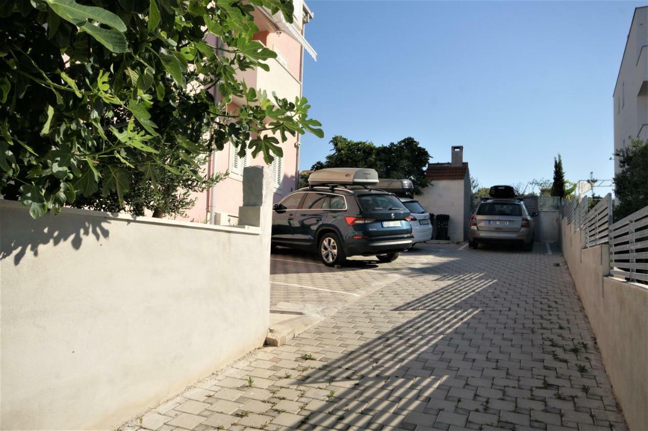 Apartments Villa Rosina Rogoznica  Exterior foto